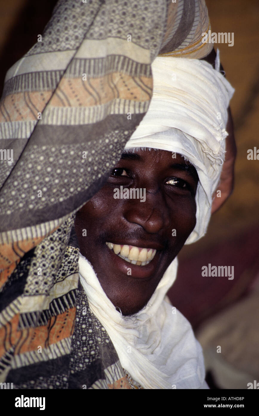 Niger Tuareg Uomo sorridente Foto Stock