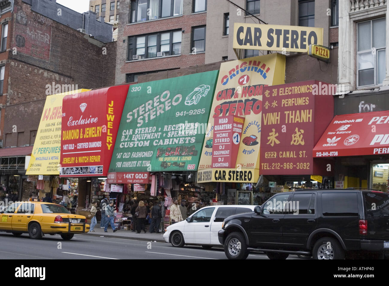Le aziende sul Canal Street East Village di New York City Foto Stock