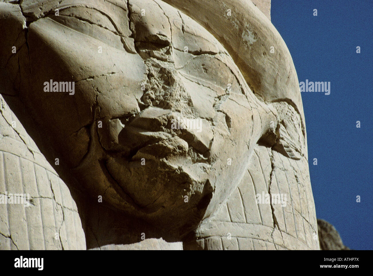 Hathor (dea della bellezza, di amore e di musica) statua, il Tempio di Hatshepsut, Deir al-Bahari Luxor Egitto Foto Stock