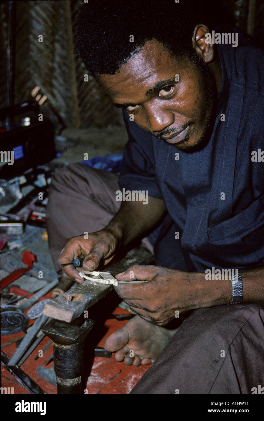 Il Tuareg Argentiere Alit Ghabda, Abidjan, Costa d'Avorio, Costa d'Avorio Foto Stock