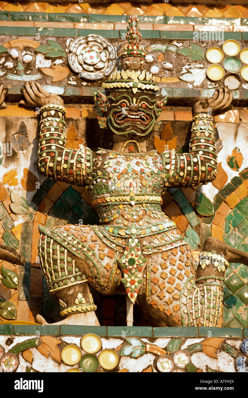 Dettaglio Wat Arun tempio a Bangkok Foto Stock