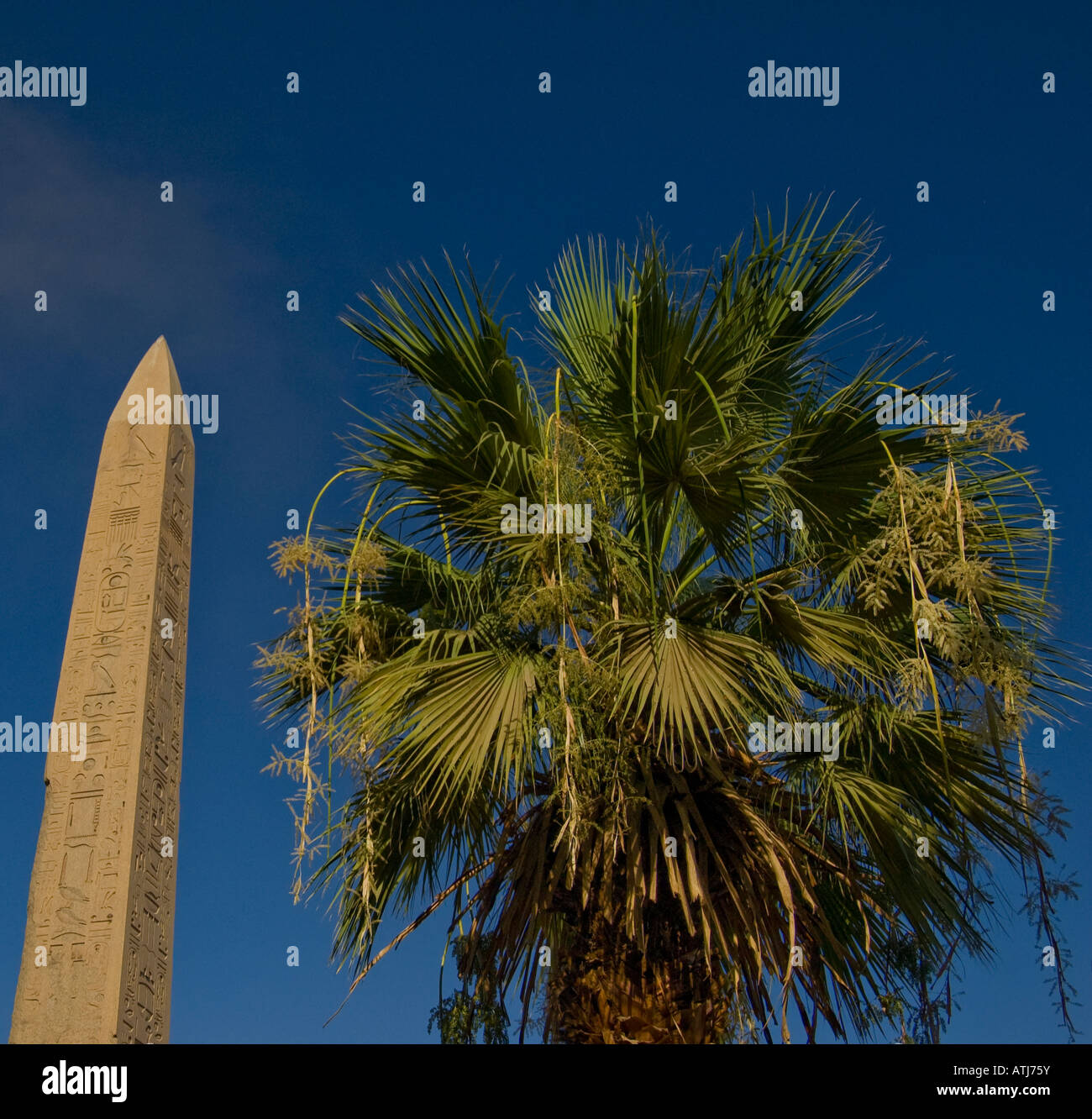 Un obelisco del Tempio di Karnak Foto Stock