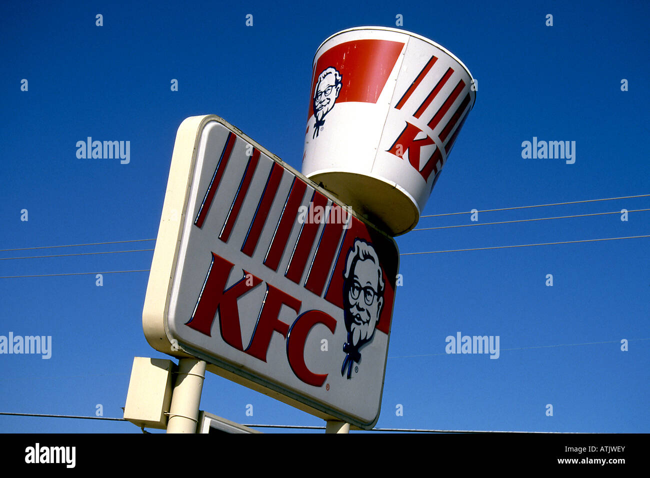 Segni gigante sul Kentucky Fried Chicken NEGLI STATI UNITI Foto Stock