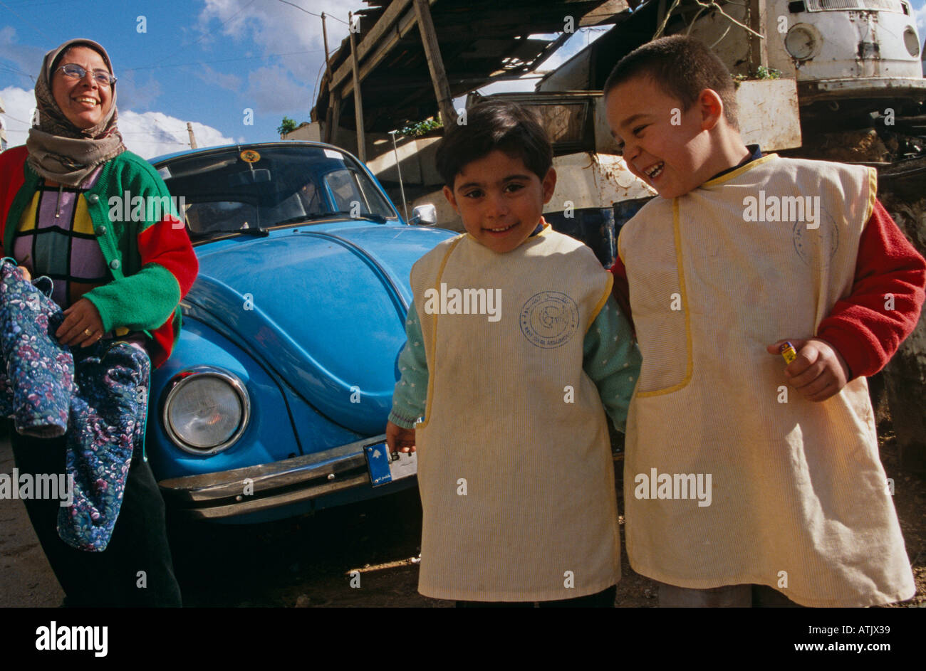 Bambini palestinesi a Shatila campo profughi a Beirut Libano Foto Stock