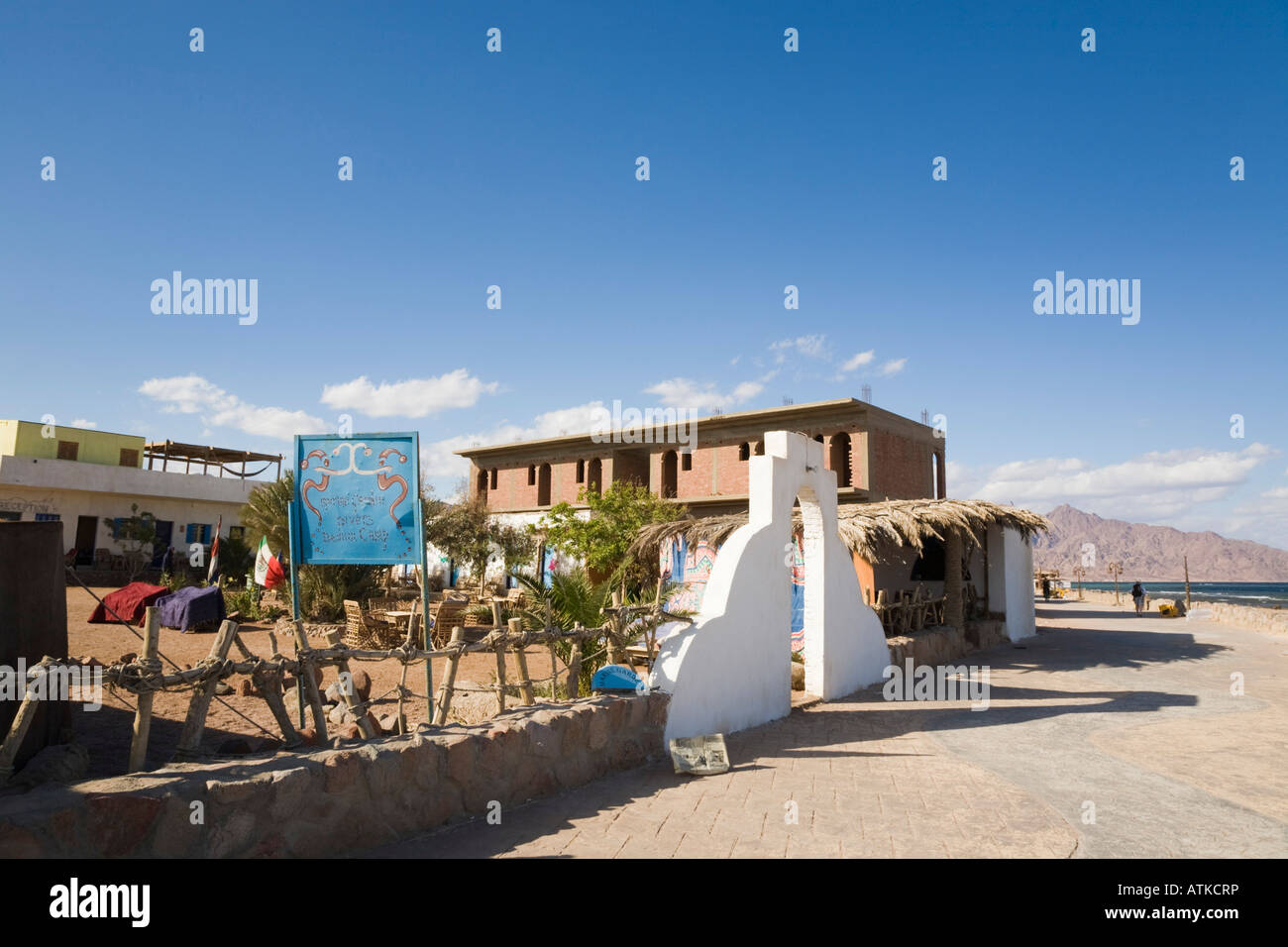 Giardino Marino Subacqueo s campo Beduino di alloggi turistici in località balneare sul Mar Rosso Dahab Penisola del Sinai Egitto Foto Stock