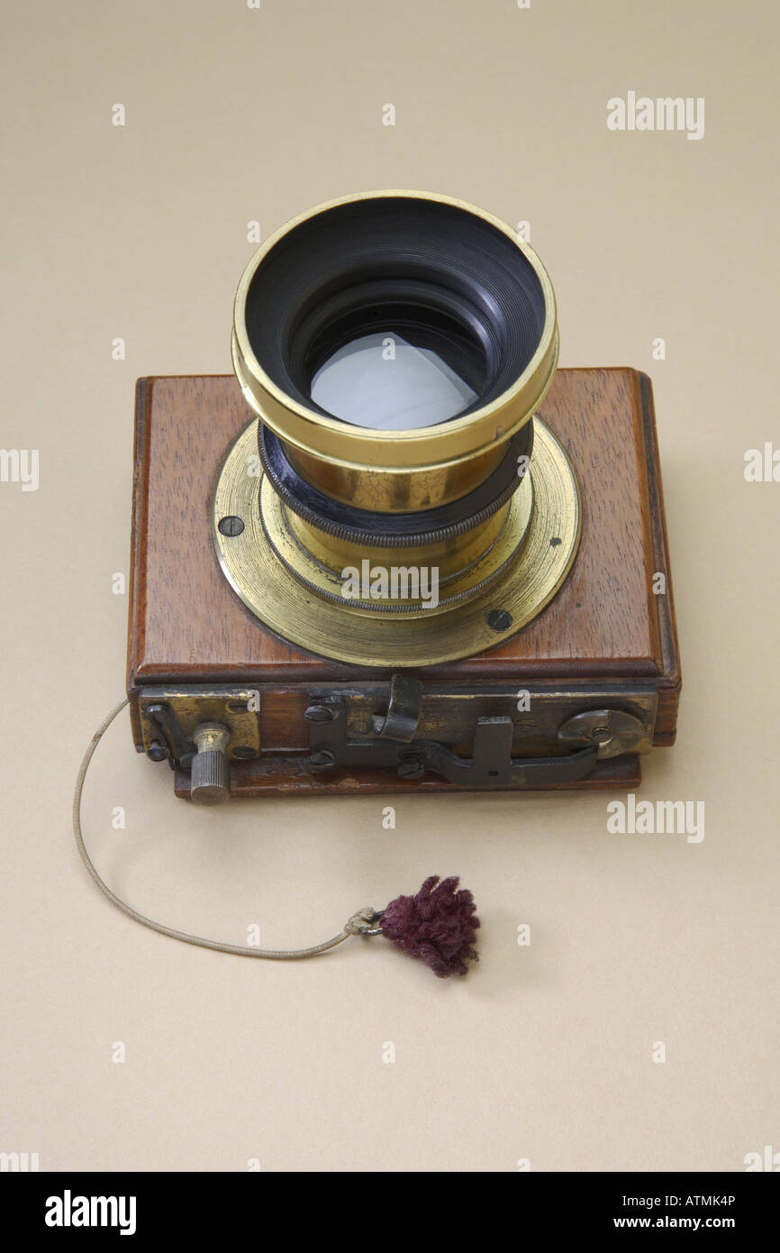 Thornton Pickard la lente della videocamera e otturatore a tendina (tipo) Foto Stock