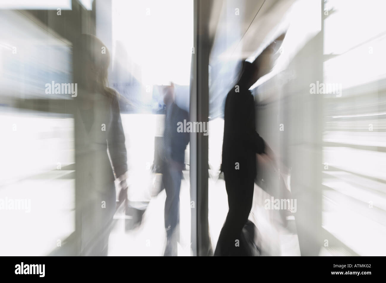 Spostando la gente di affari Foto Stock