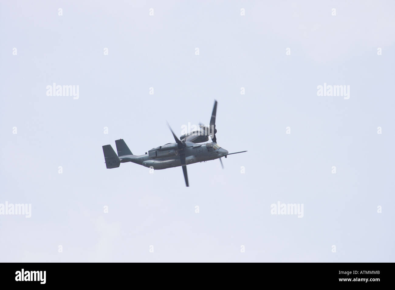 Osprey V22 aeromobili battenti in modalità di marcia avanti Foto Stock