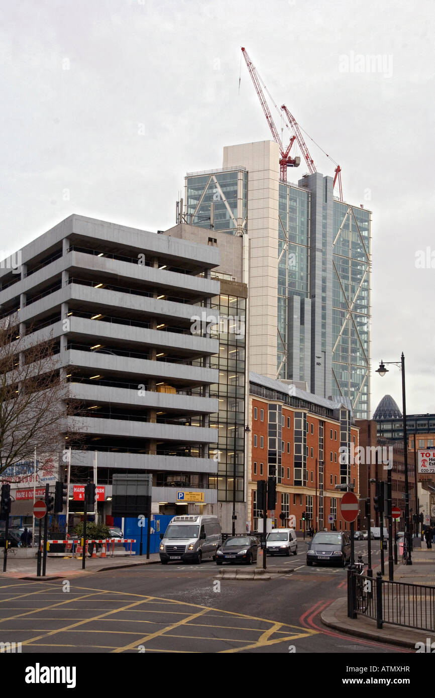 Una giunzione sul Great Eastern Street in Shoreditch, Londra Foto Stock