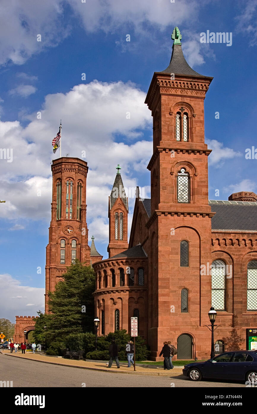 Il castello di Smithsonian quartier generale sul National Mall di Washington DC Foto Stock