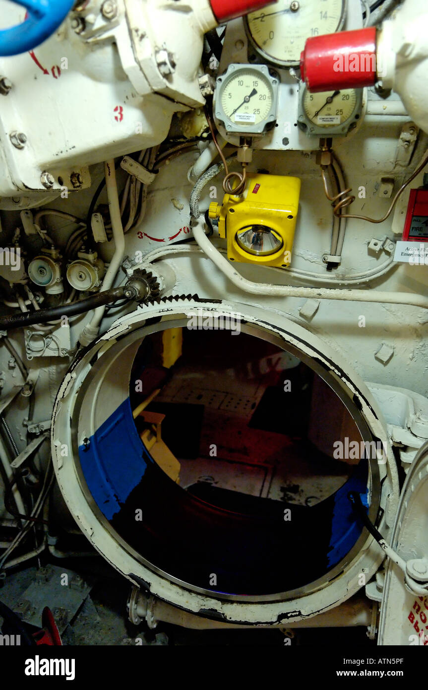 Un ritratto fotografia a bordo del B-39 attacco sovietico sottomarino in San Diego California Foto Stock