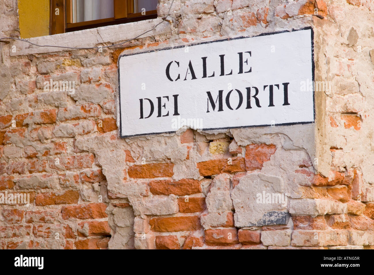 Venezia, Veneto, Italia. Strada segno suggestiva di Venezia macabro passato. Foto Stock
