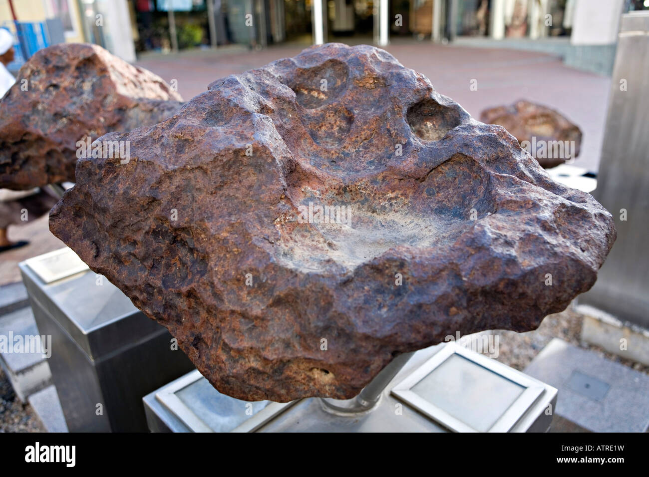 Pezzo di grande meteorite immagini e fotografie stock ad alta