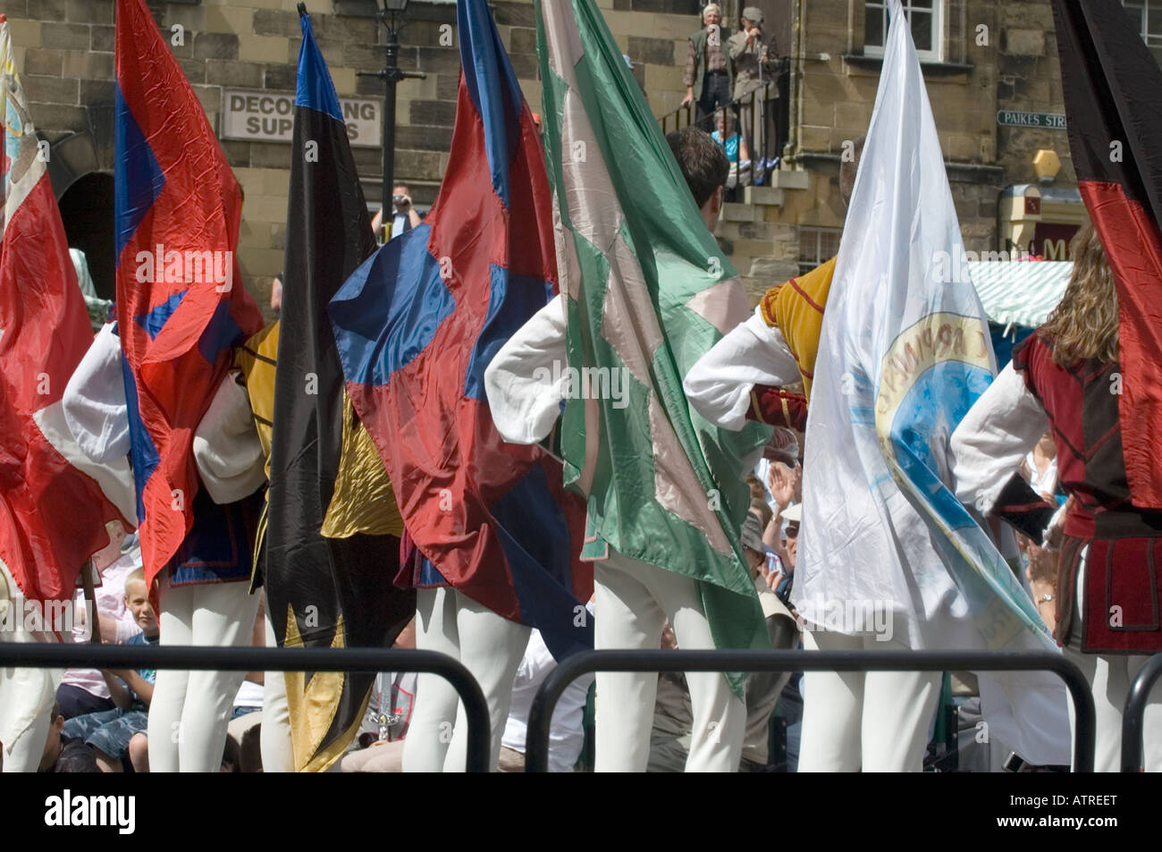 Bandiera Italiana gruppo di rotazione effettuando al Alnwick International Music Festival 2007 Foto Stock