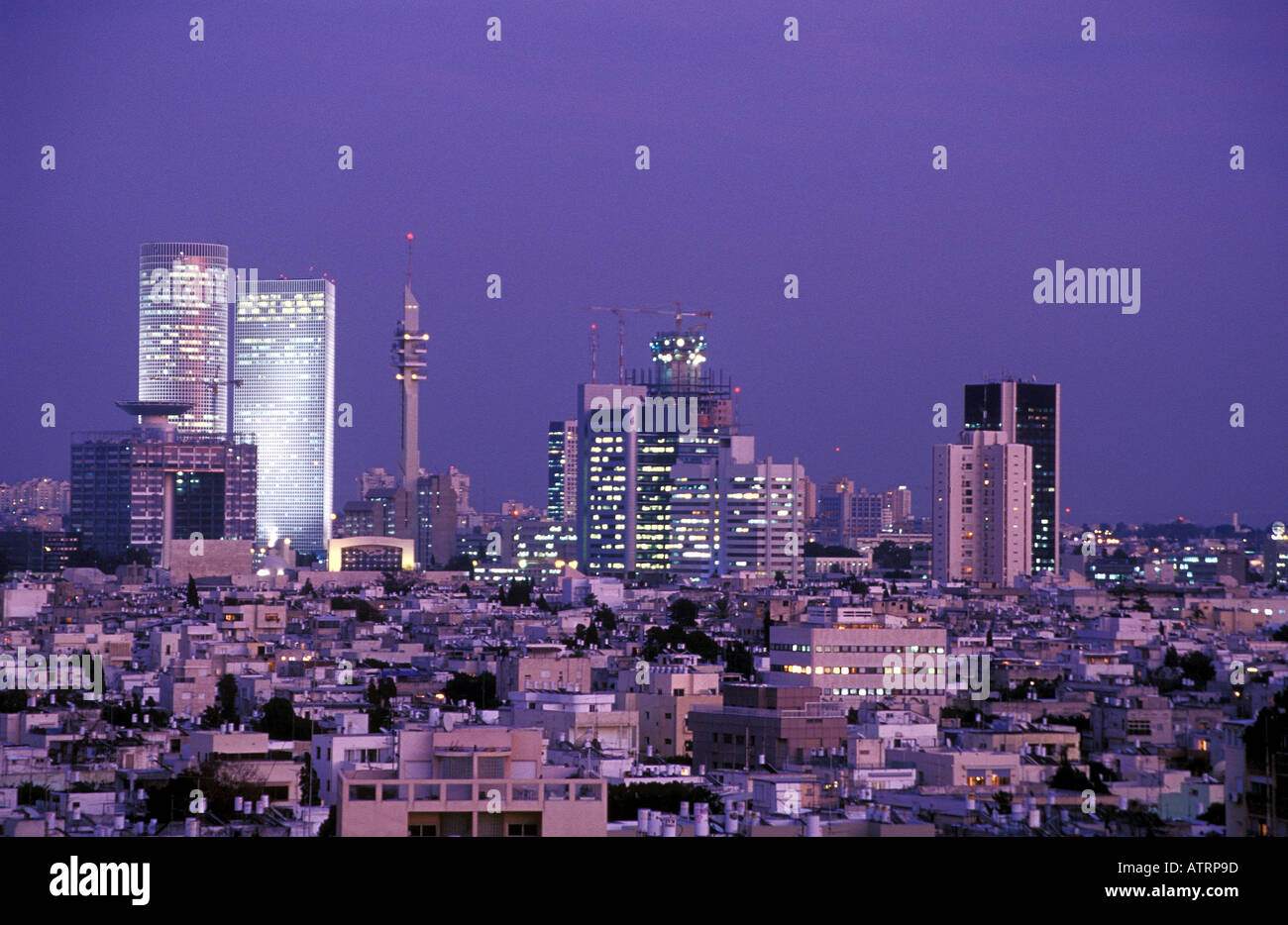 Tel Aviv city scape al crepuscolo e Israele. Foto Stock