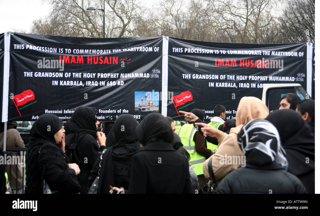 Le donne musulmane a Londra a marzo per commemorare Shia martire Imam Hussain Foto Stock