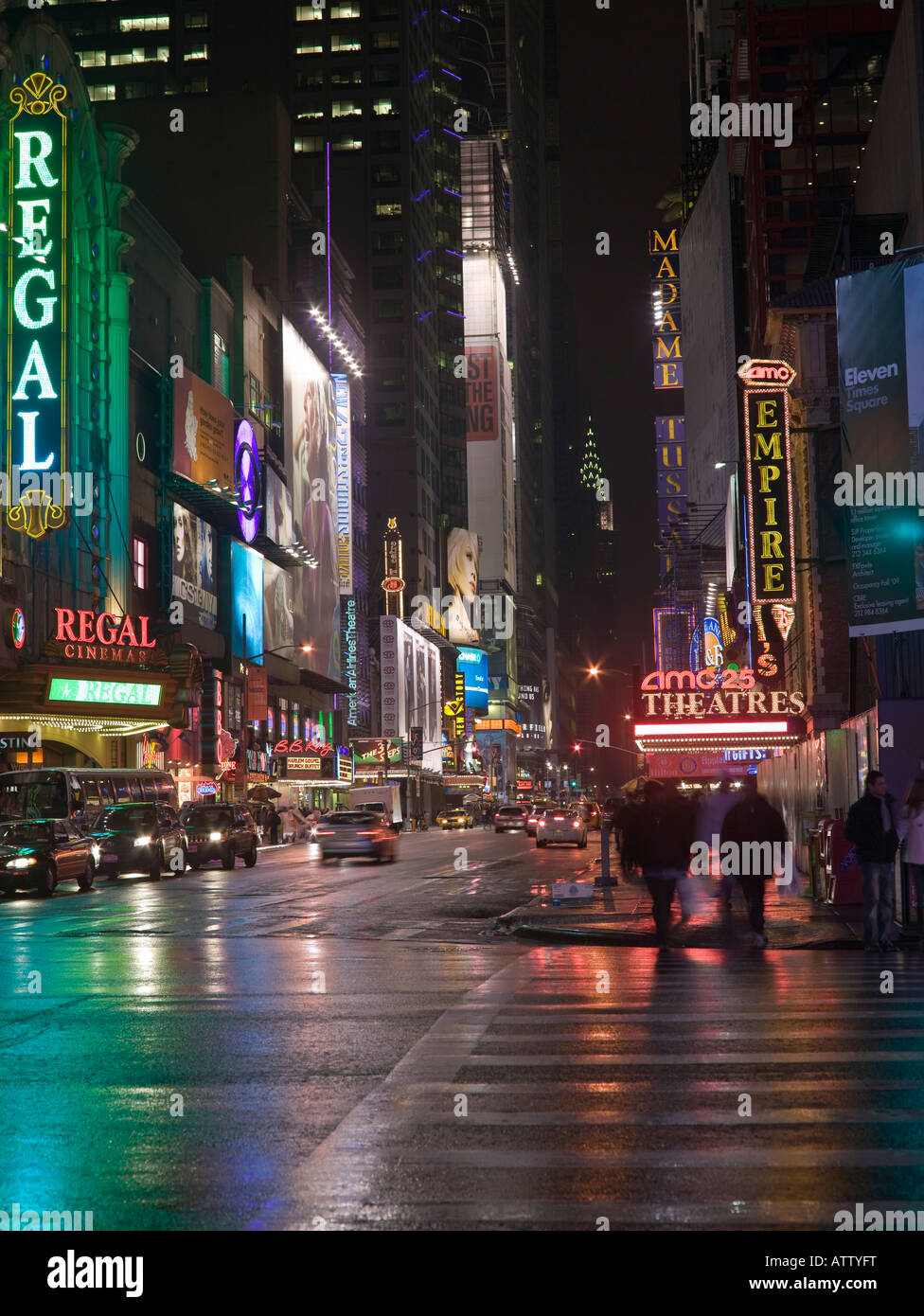 42Nd Street, Times Square, New York Stati Uniti d'America di notte Foto Stock