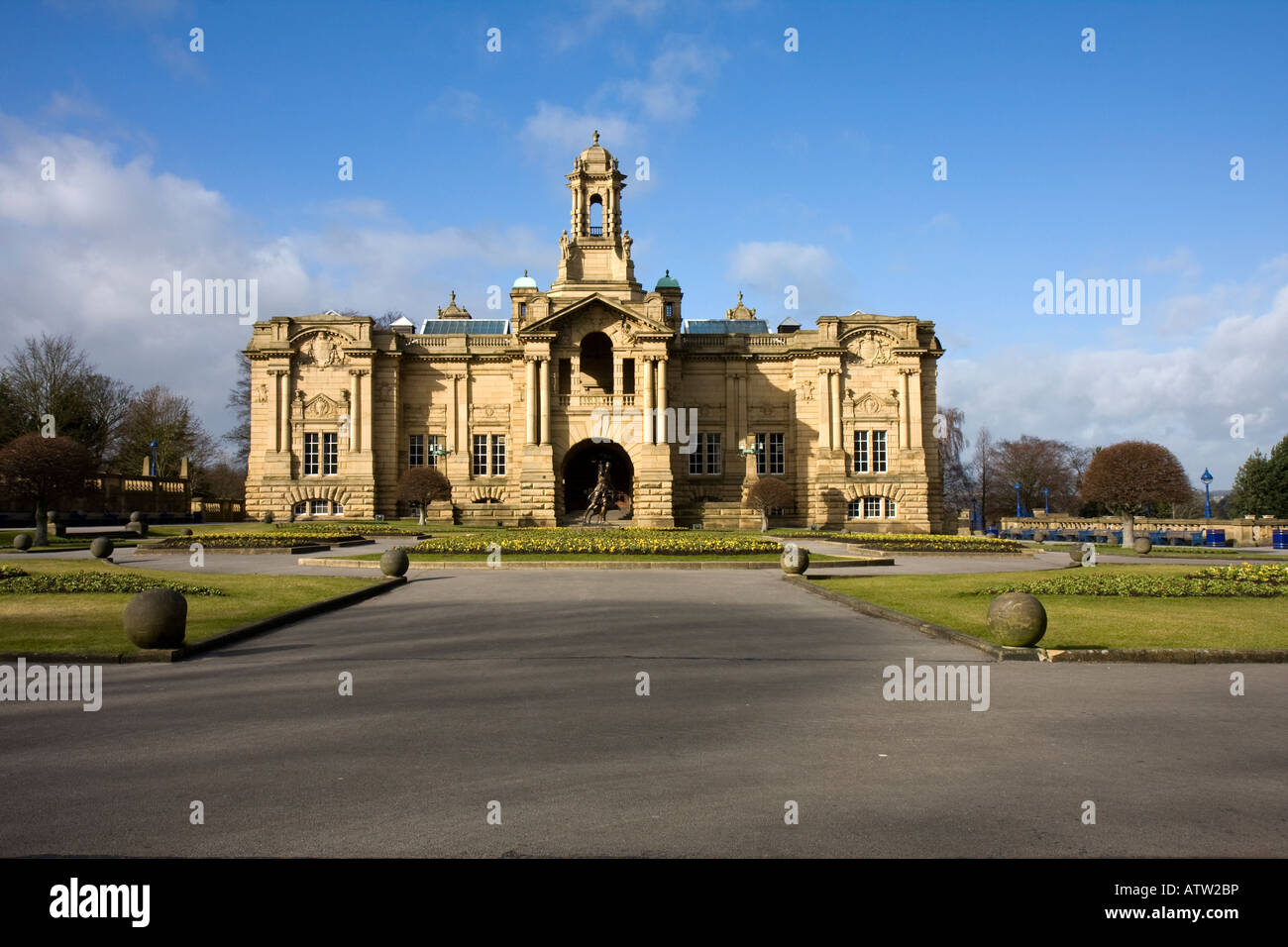 Cartwright Hall, Lister Park, Bradford, West Yorkshire Foto Stock