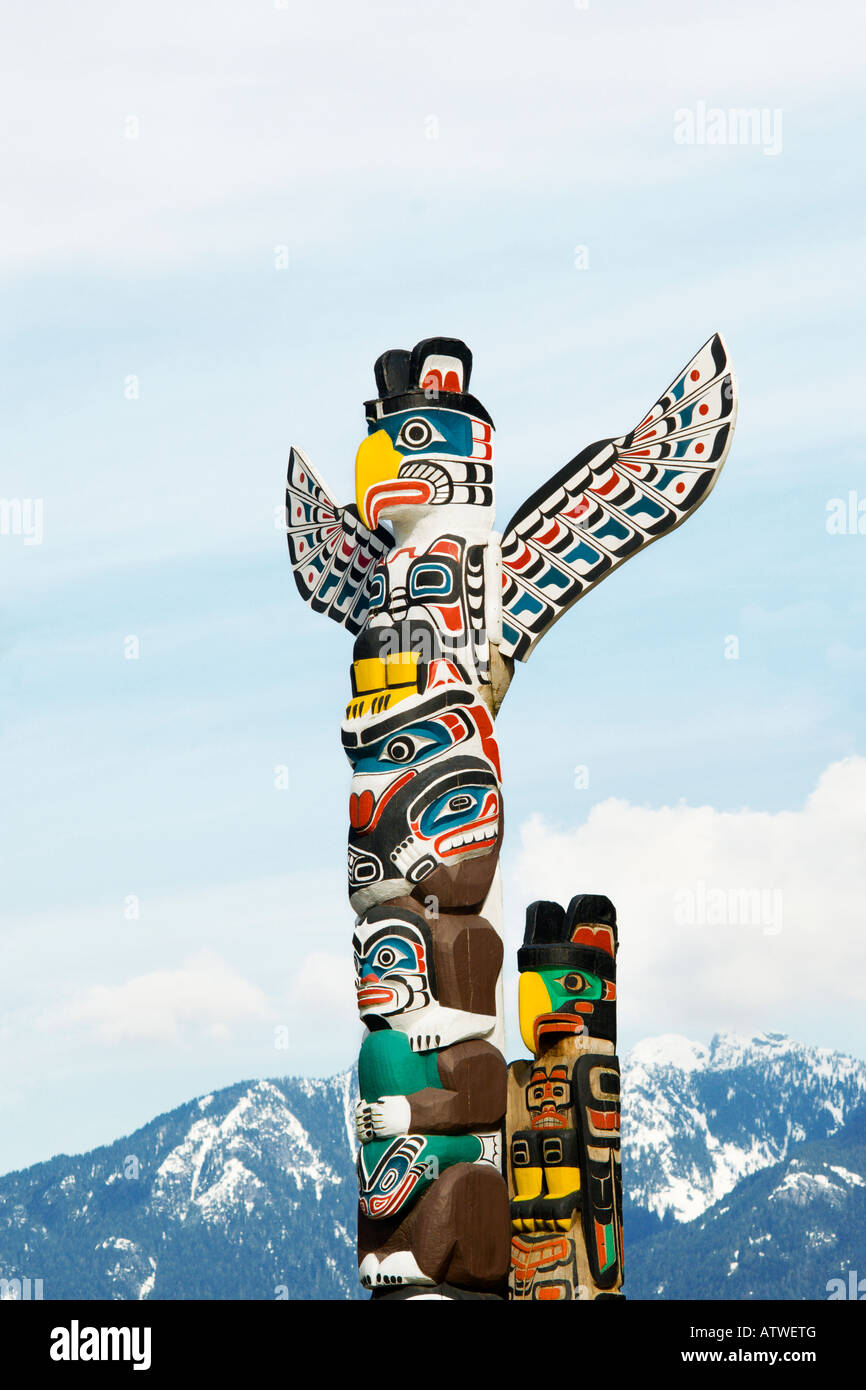 Totem Poles a Stanley Park a Vancouver British Columbia Canada Foto Stock Totem Poles a Stanley Park a Vancouver British Columbia Canada Foto Stock