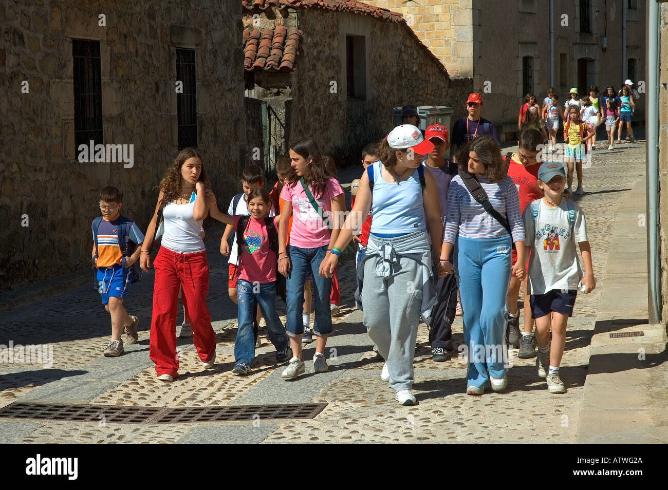 Gite scolastiche nella storica cittadina di a Vinuesa Soria, Castilla y Leon, Spagna. Foto Stock