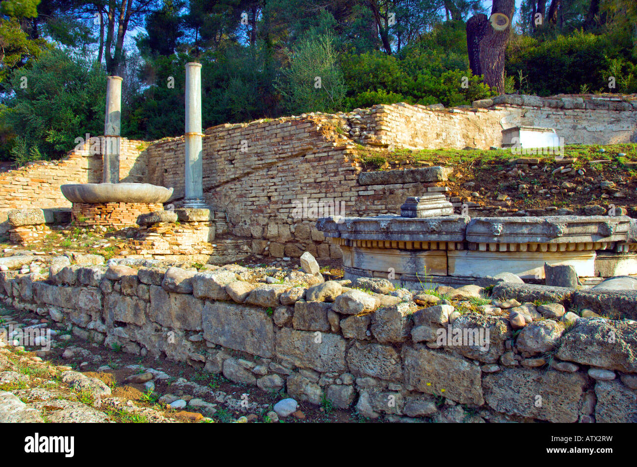 Il archeolgical resti dei templi ed edifici a Olimpia Antica Grecia Foto Stock