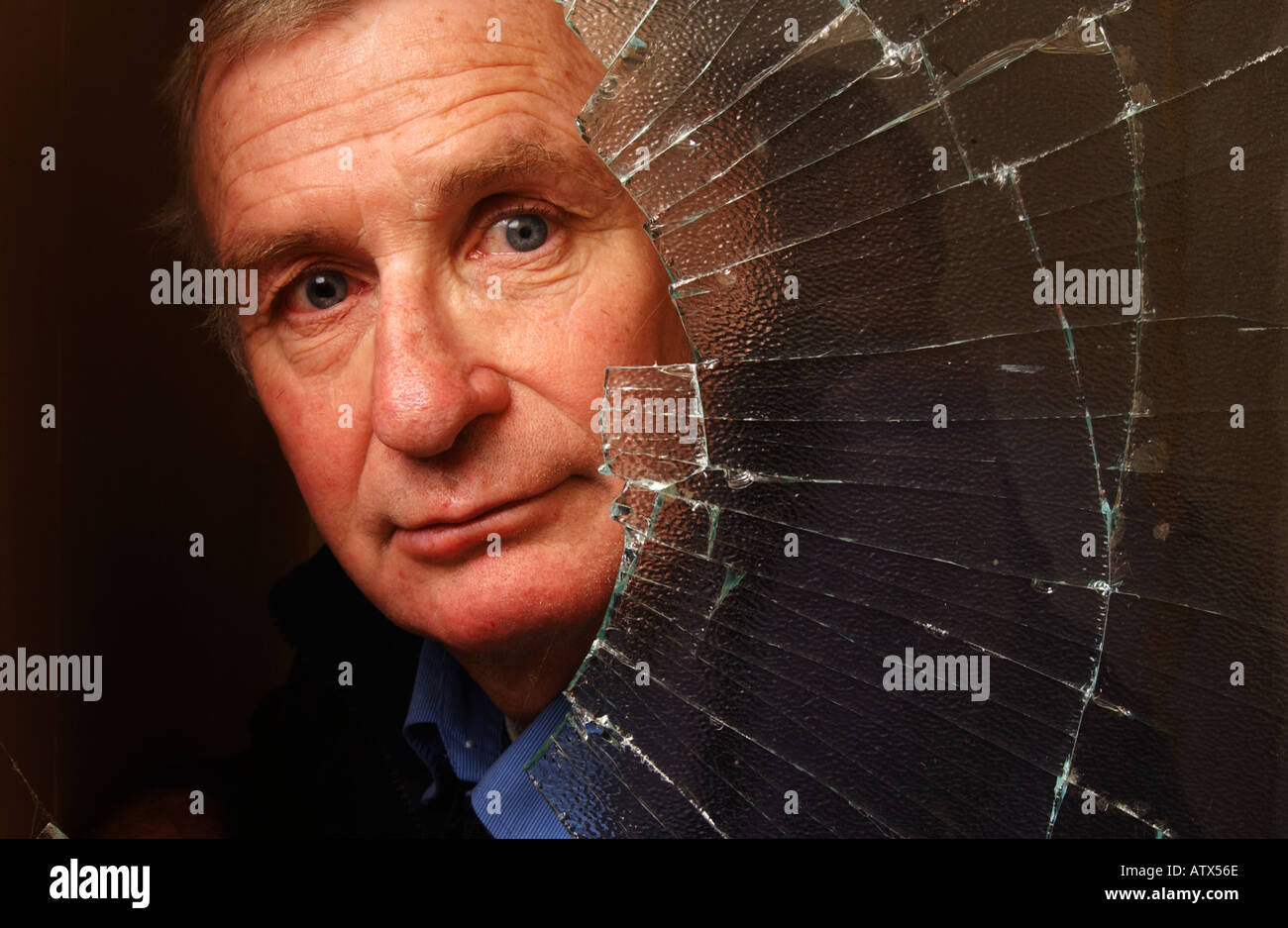 Una vittima di atti di vandalismo e tentativi di effrazione IN NOTTINGHAMSHIRE REGNO UNITO PIC da John ROBERTSON Foto Stock