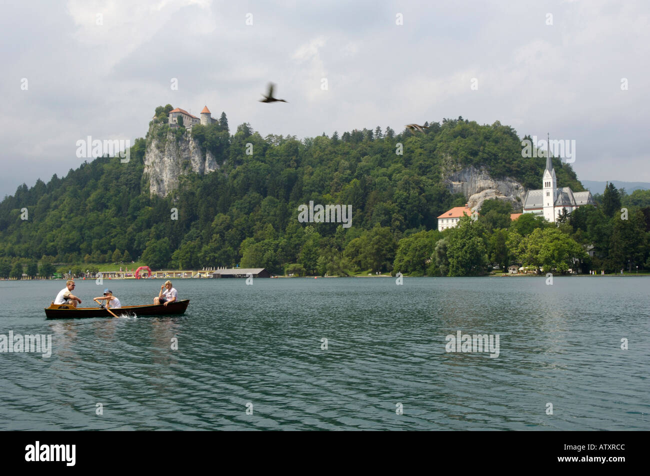 Blejsko Jezero, il lago di Bled e del castello Foto Stock