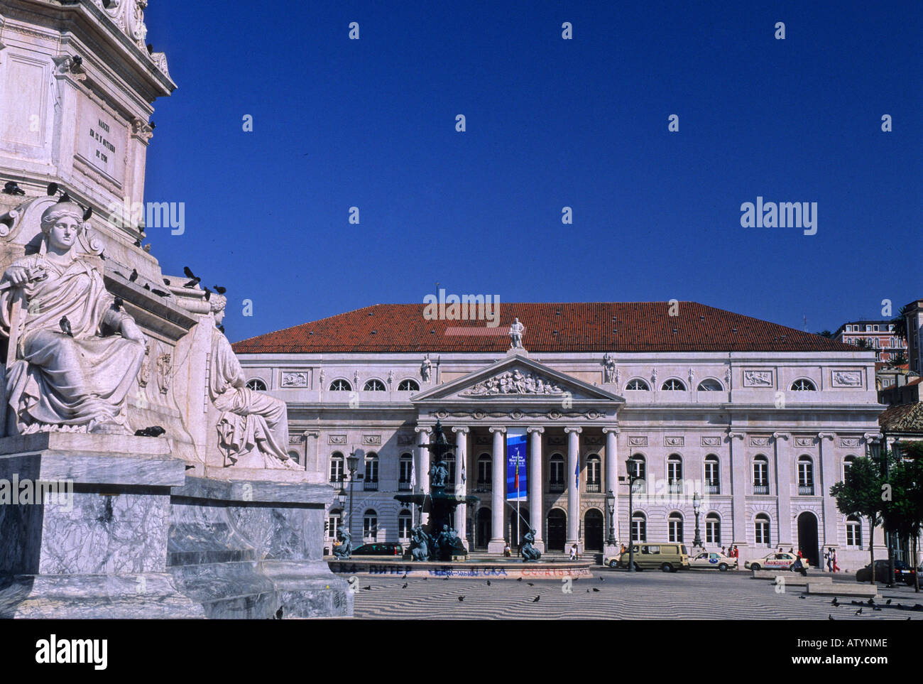 Nacional de Dona Maria II Teatro Piazza Rossio Lisbona Portogallo Europa Foto Stock