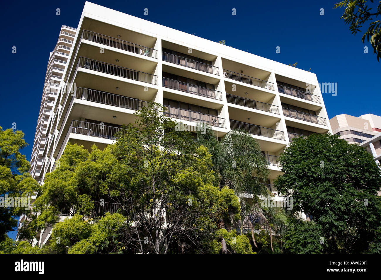 Edificio di appartamenti in Albert Street nella città di Brisbane, vicino al giardino botanico,Queensland, Australia Foto Stock