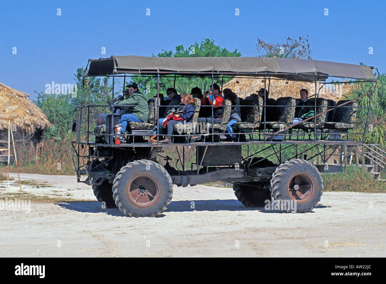 Billie Swamp Safari Florida swamp buggy turisti everglades zone umide big cypress preservare veicolo fuoristrada Foto Stock