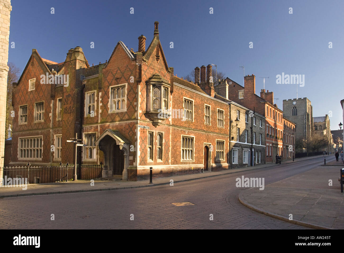 L'ex Penny Bank in Crown Street, Bury St Edmunds, Suffolk, Regno Unito costruito nel 1846 Foto Stock
