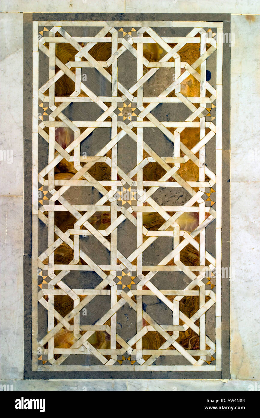 Antica Arte Araba all'interno della moschea di omayyade a Damasco, Siria. Foto Stock
