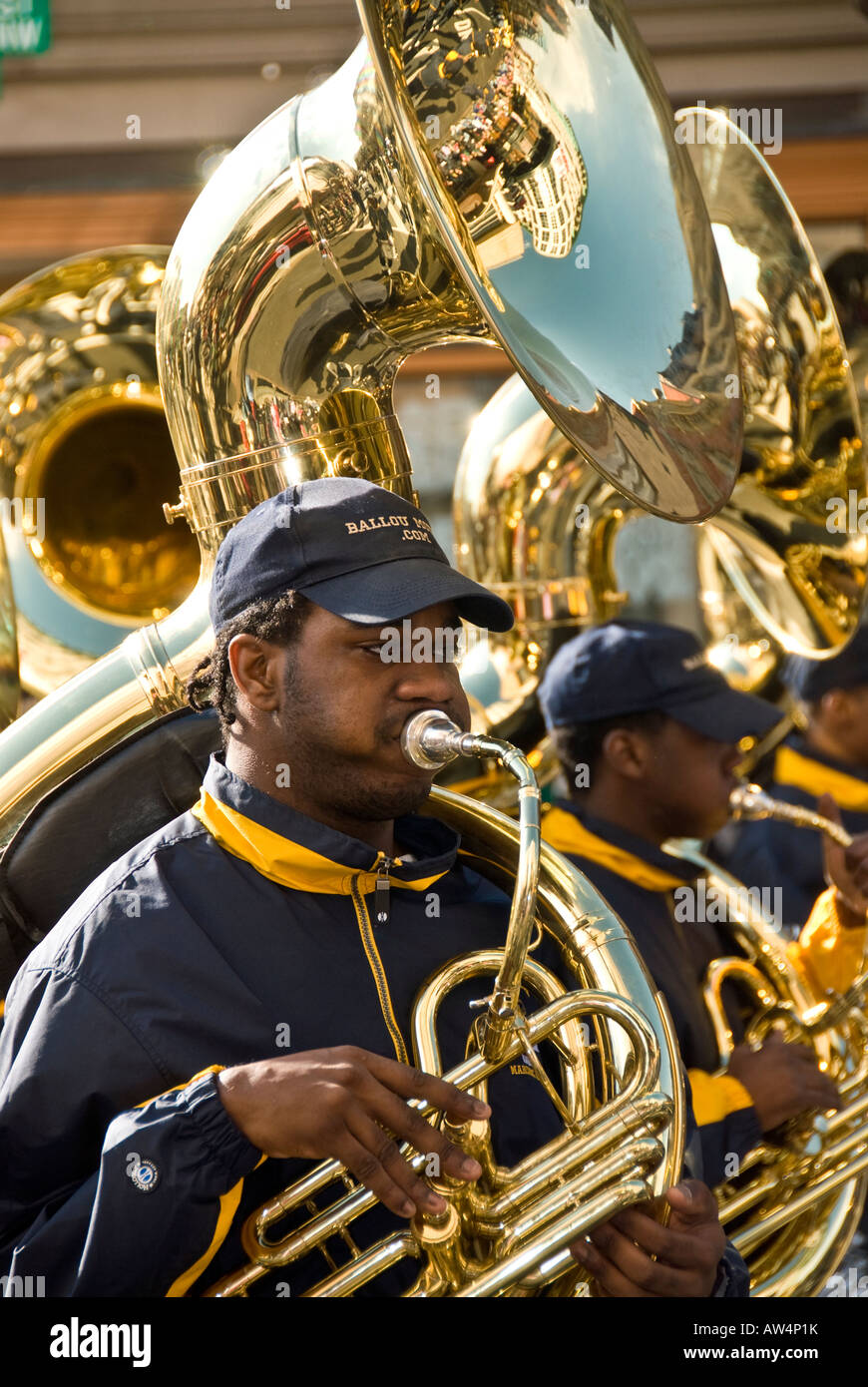 Marching Band nel nuovo anno cinese sfilata nel centro cittadino di Washington DC a Chinatown Foto Stock