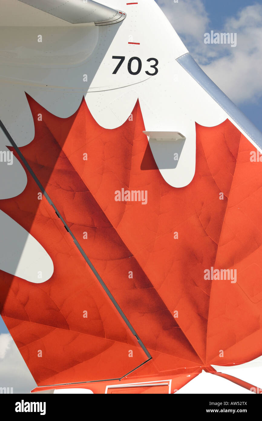 Air Canada Jazz aereo jet schema di coda con foglie di autunno logo design Foto Stock