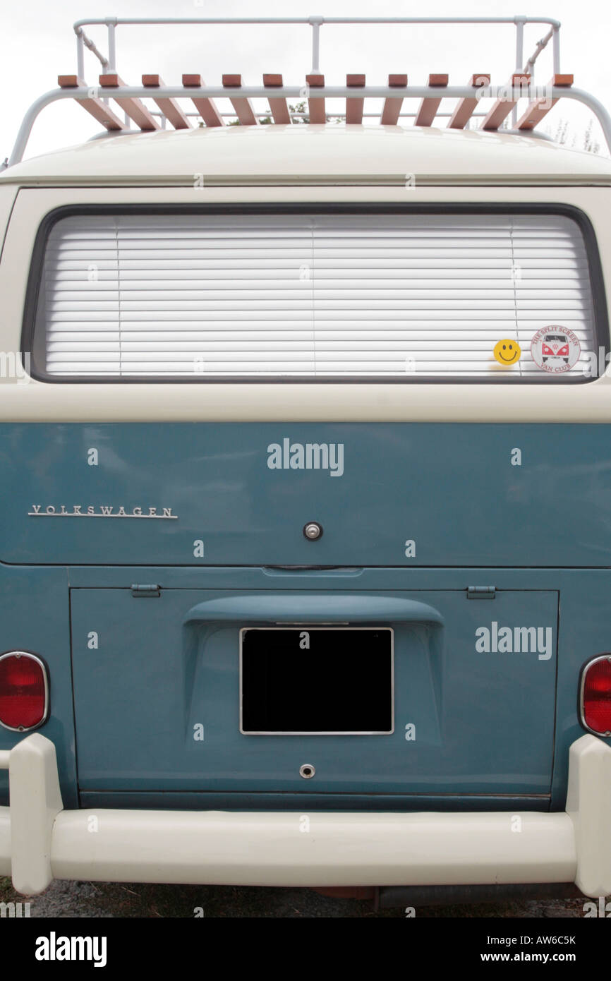 La Volkswagen bay window camper è un veicolo utilitario che ha raggiunto sia classici che lo status di culto durante la sua produzione Foto Stock