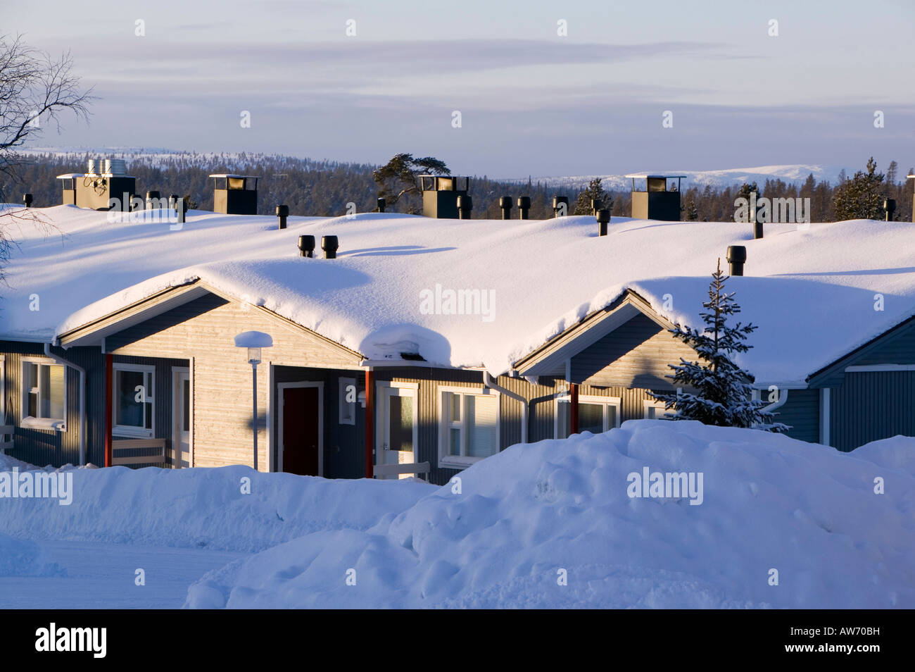Un isolato bene casa Saariselka nel nord della Finlandia Foto Stock