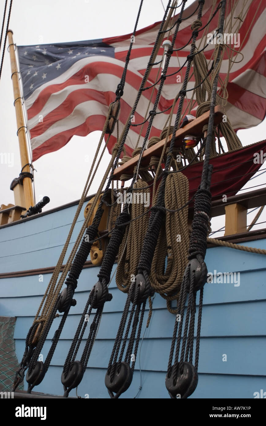 Stati Uniti d'America Chestertown dettaglio della tall ship Kalmar Nyckel in porto per il weekend downrigging in Chestertown Foto Stock