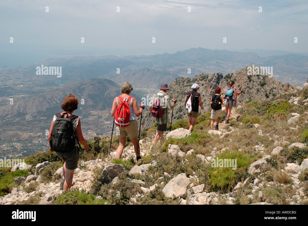 Gruppo escursionistico di Puig Campana vicino a Finestrat Costa Blanca, Spagna, Europa Foto Stock