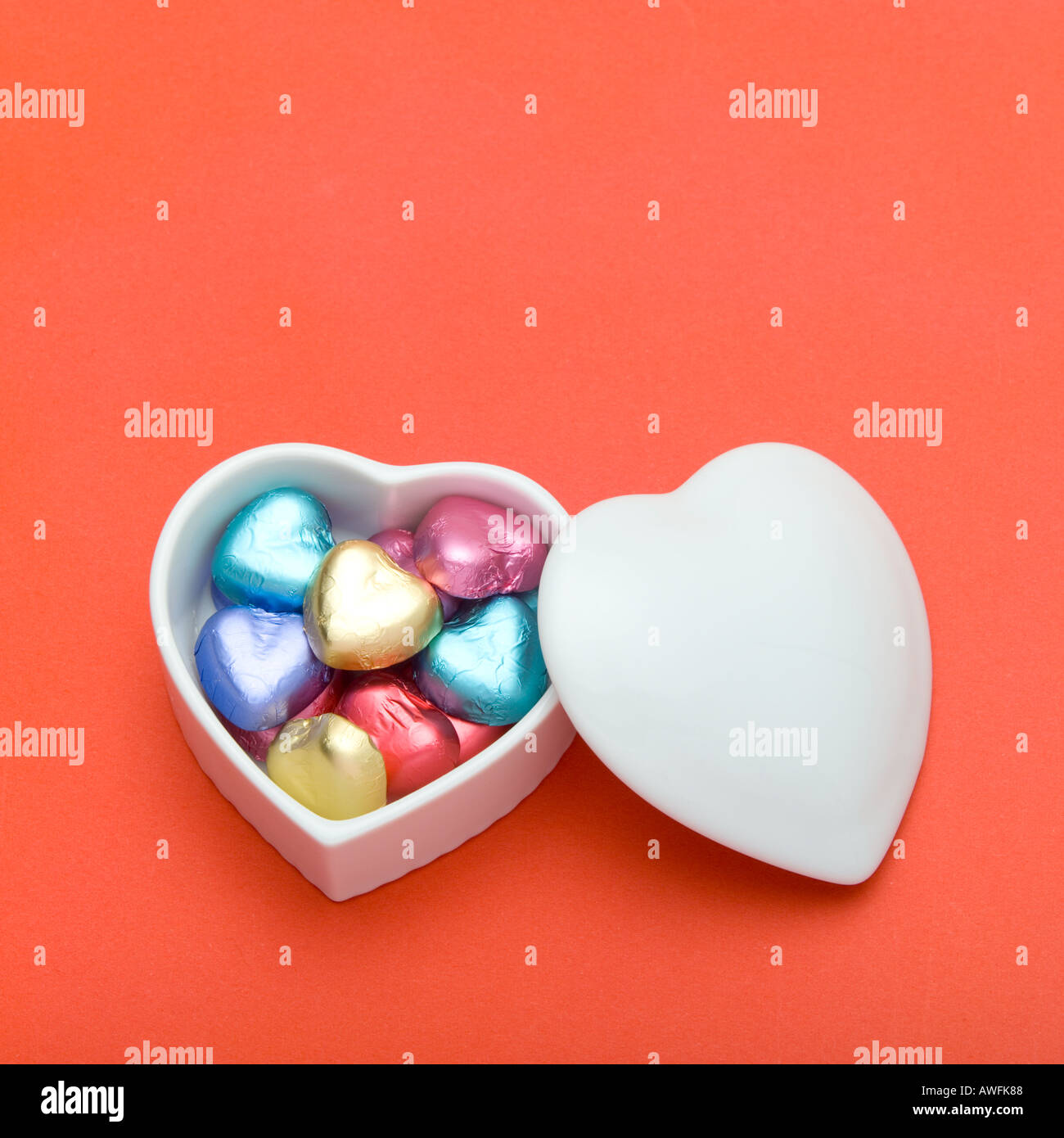 A forma di cuore ad cioccolatini Foto Stock