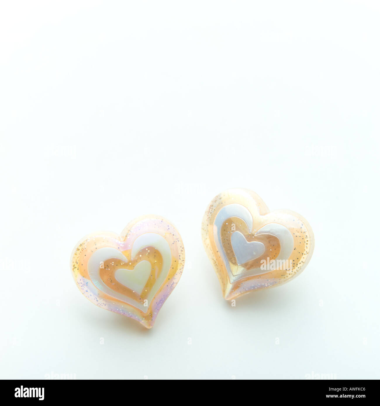 A forma di cuore ad oggetti in vetro Foto Stock