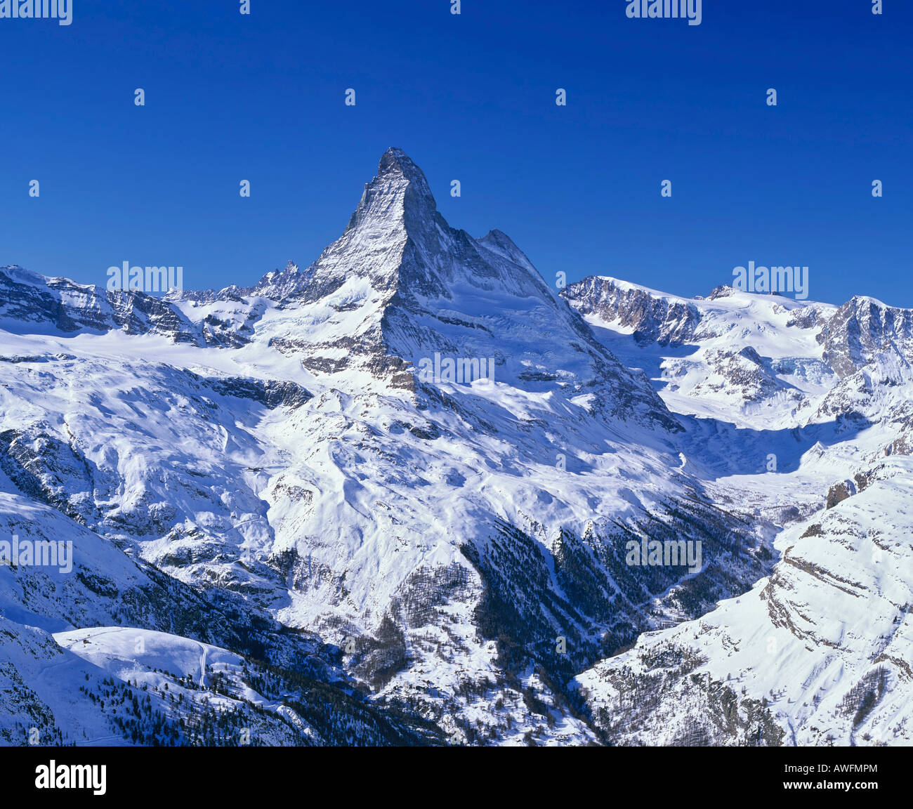 Il Cervino visto da Mt. Rothorn, Alpi del Vallese, Zermatt, Vallese, Svizzera, Europa Foto Stock