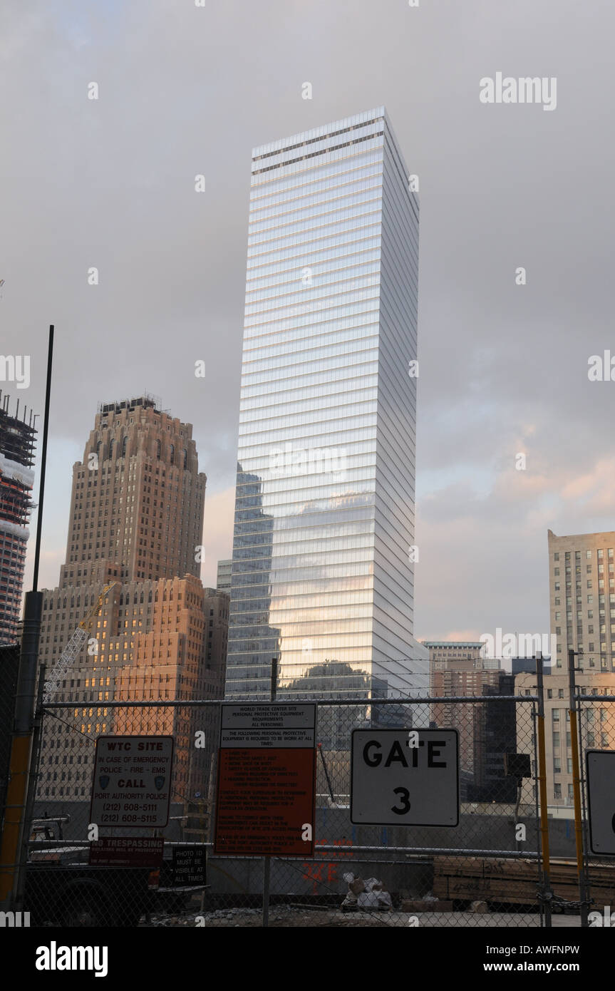 7 World Trade Center sostituisce un edificio con lo stesso indirizzo che era stato distrutto il 7 settembre 11, 2001. Foto Stock