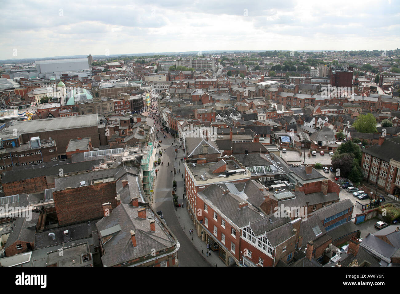 La Città di Derby, Regno Unito come visto dalla sua torre della cattedrale Foto Stock