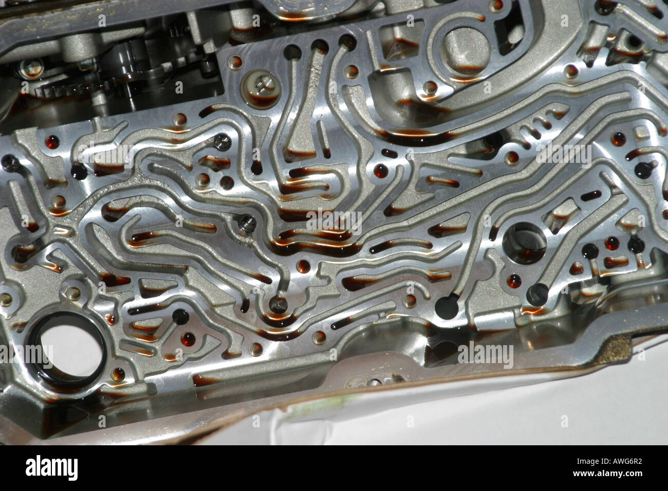Canali di olio in lega la testa del cilindro del motore per auto Foto Stock