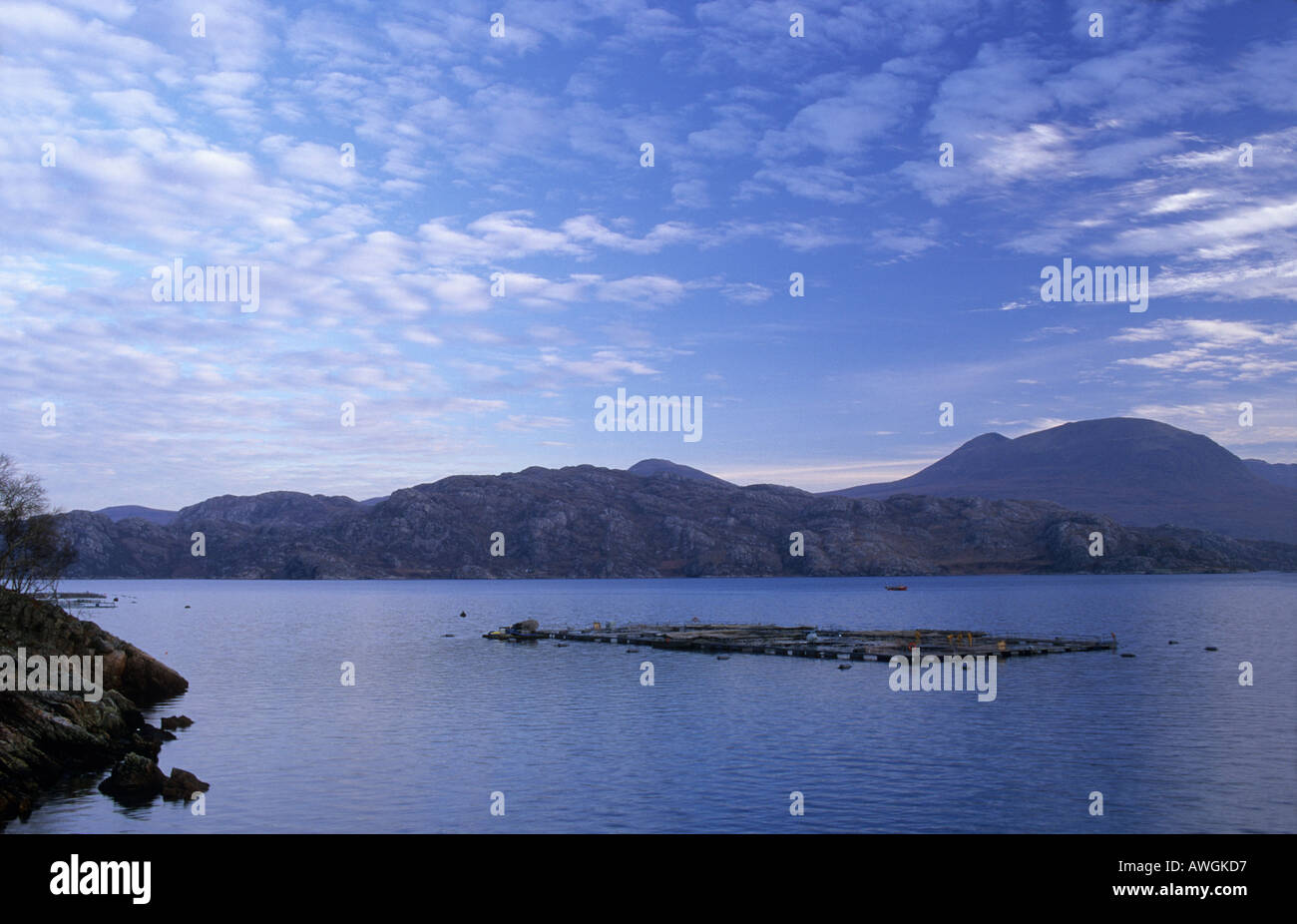 Fattoria di pesce, costa occidentale della Scozia Foto Stock