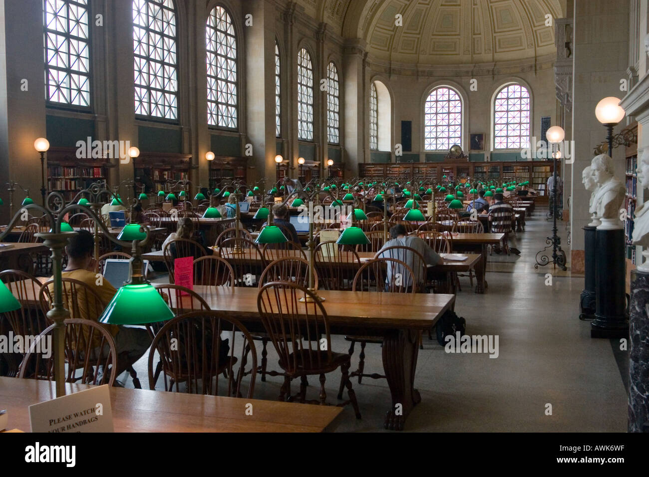 Bates Hall Sala Lettura in Boston Public Library in Boston Massachusetts, STATI UNITI D'AMERICA Foto Stock