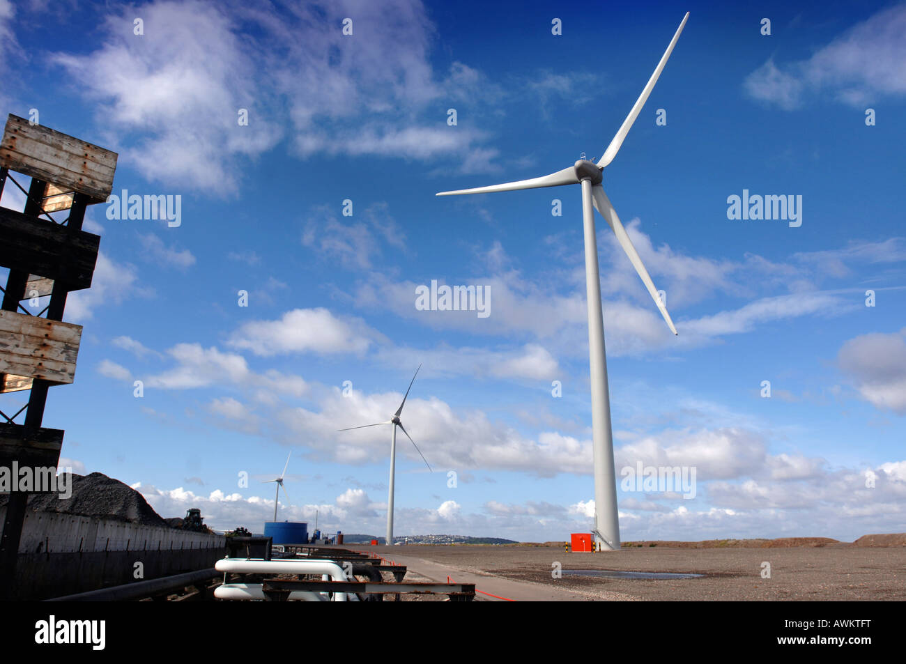 Le turbine eoliche in Avonmouth porto vicino a Bristol Regno Unito 2007 Foto Stock