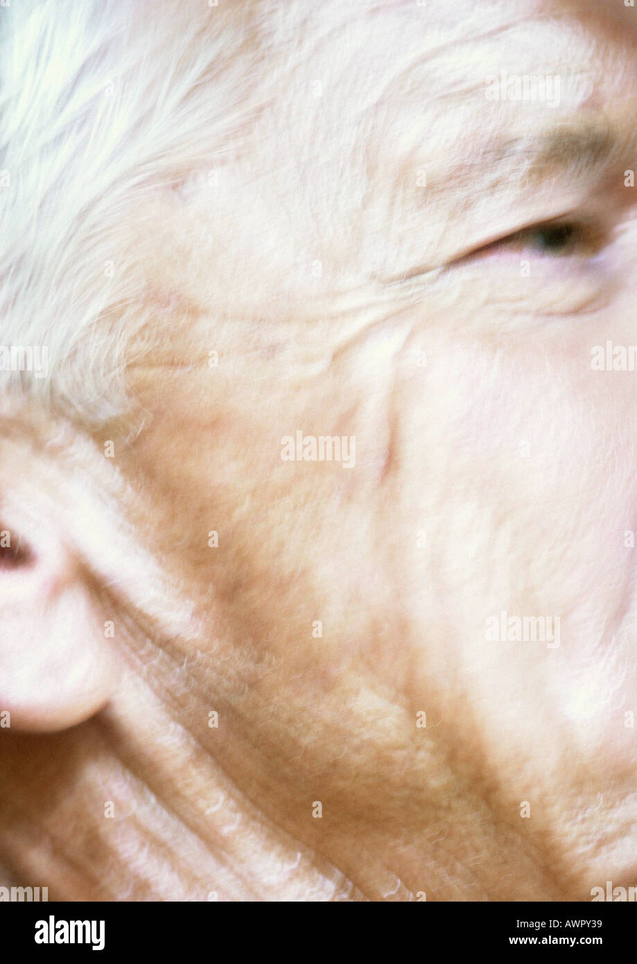 Senior uomo, vista laterale, close-up. Foto Stock