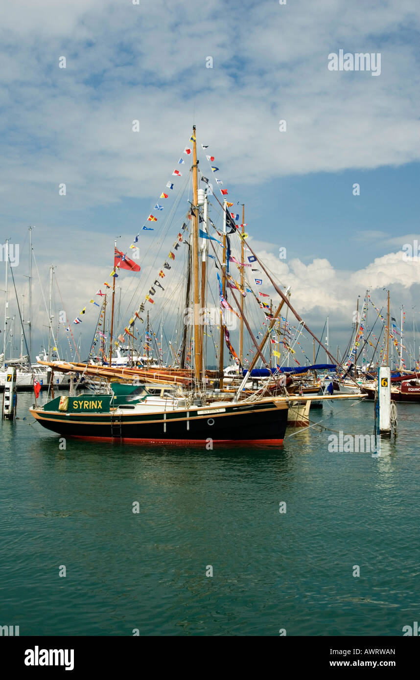 Vecchio Festival Gaffers Yarmouth Isle Of Wight Giugno 2007 Foto Stock