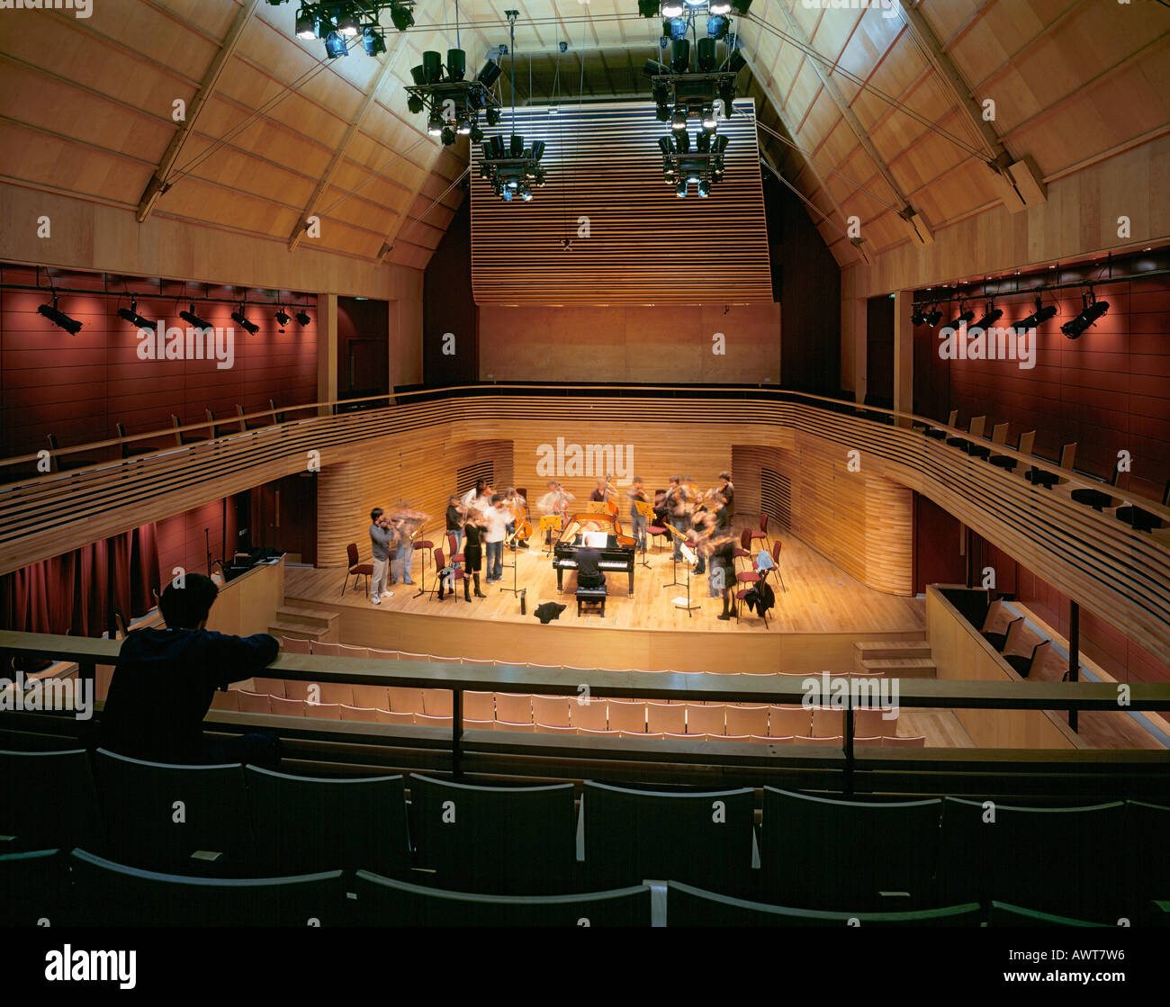 Yehudi Menuhin HALL - Yehudi Menuhin School, Cobham, Regno Unito Foto Stock